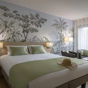 3* Hotel Chambord