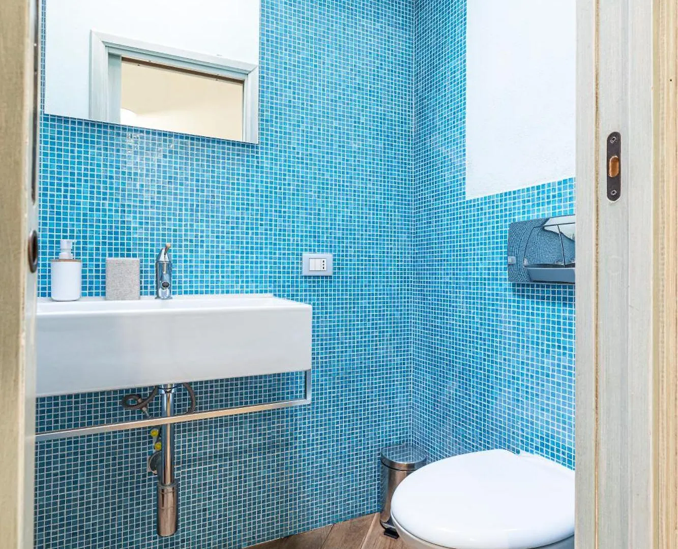 Apartment Le Bougainvillier Menton Vieille Ville
