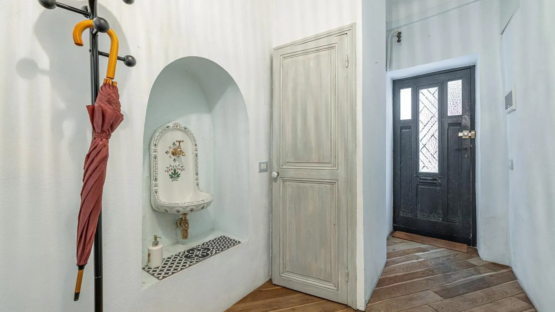 Le Bougainvillier Menton Vieille Ville Apartment