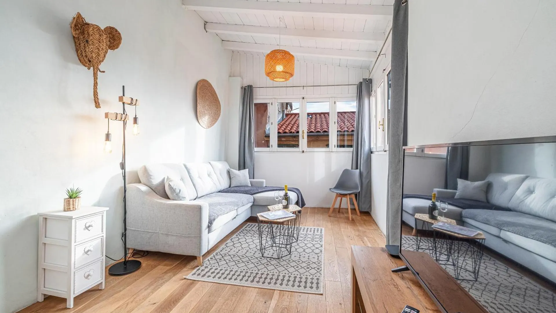 Le Bougainvillier Menton Vieille Ville Apartment