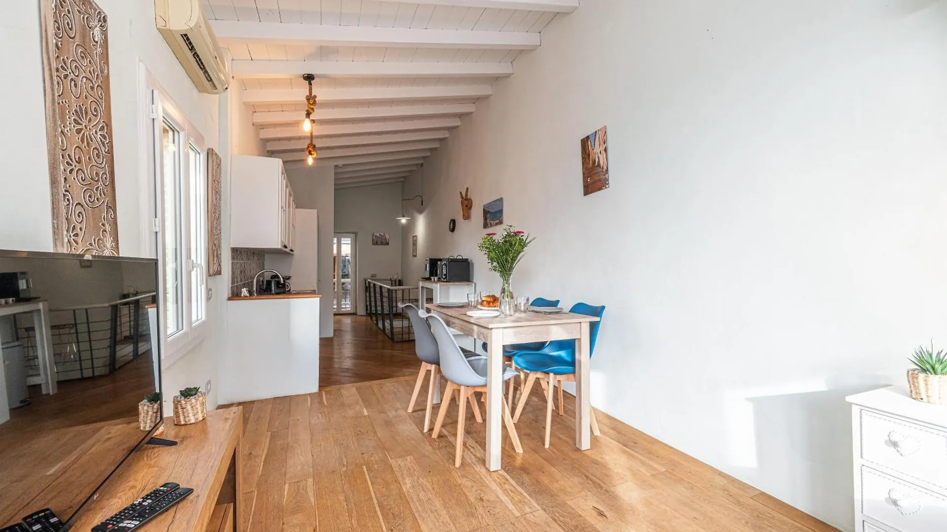 Apartment Le Bougainvillier Menton Vieille Ville France